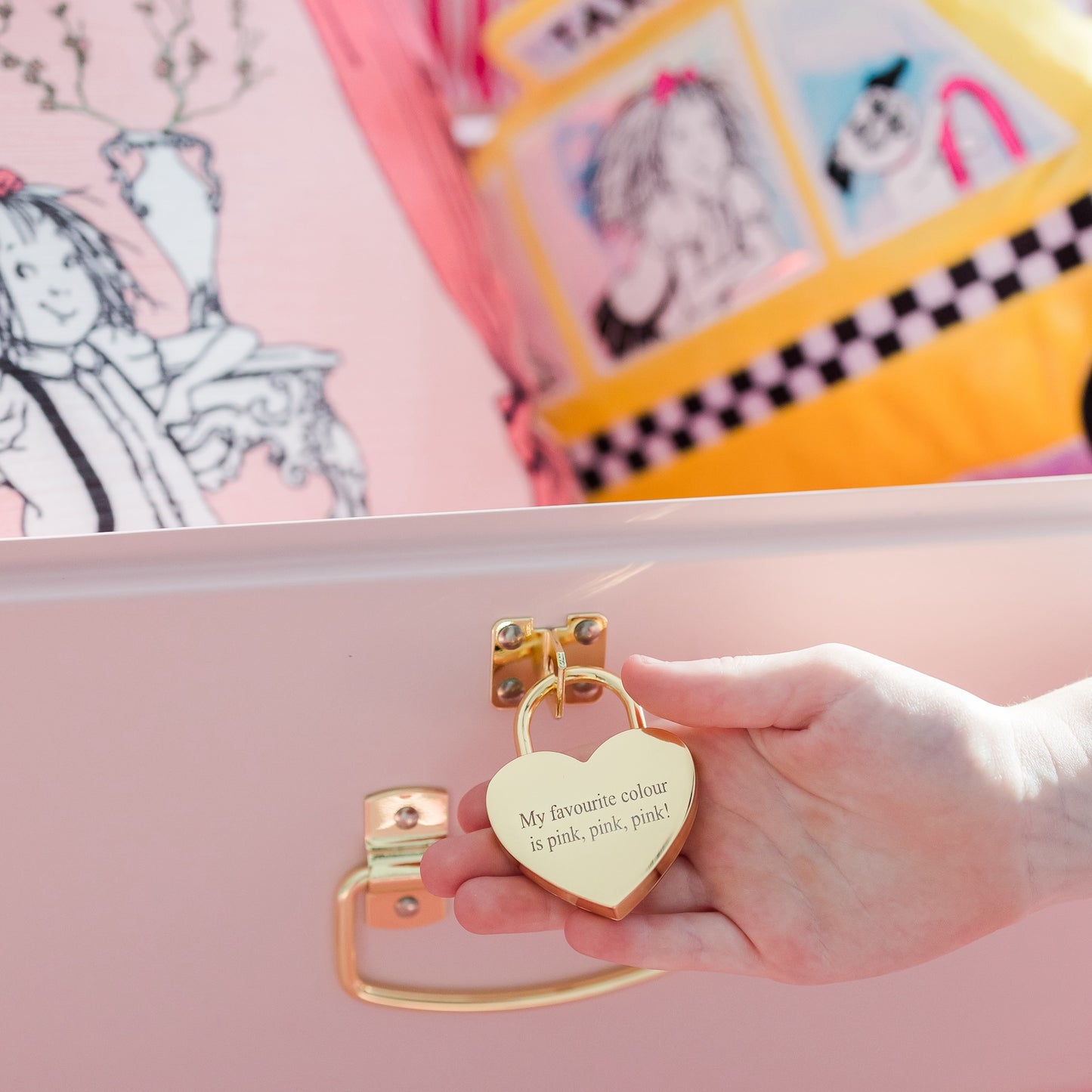 Eloise x Petite Keep Mini Trunk