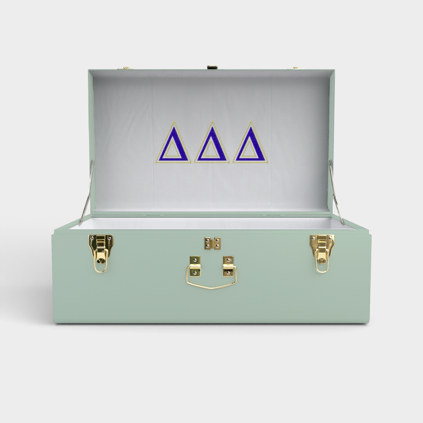 Delta Delta Delta Trunk