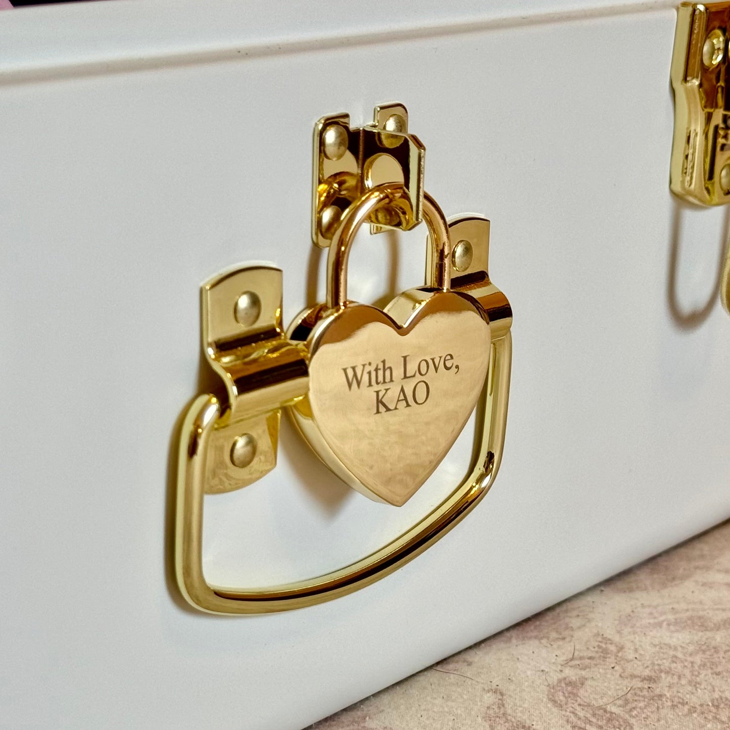 Kappa Alpha Theta Trunk
