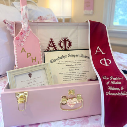 Alpha Phi Trunk