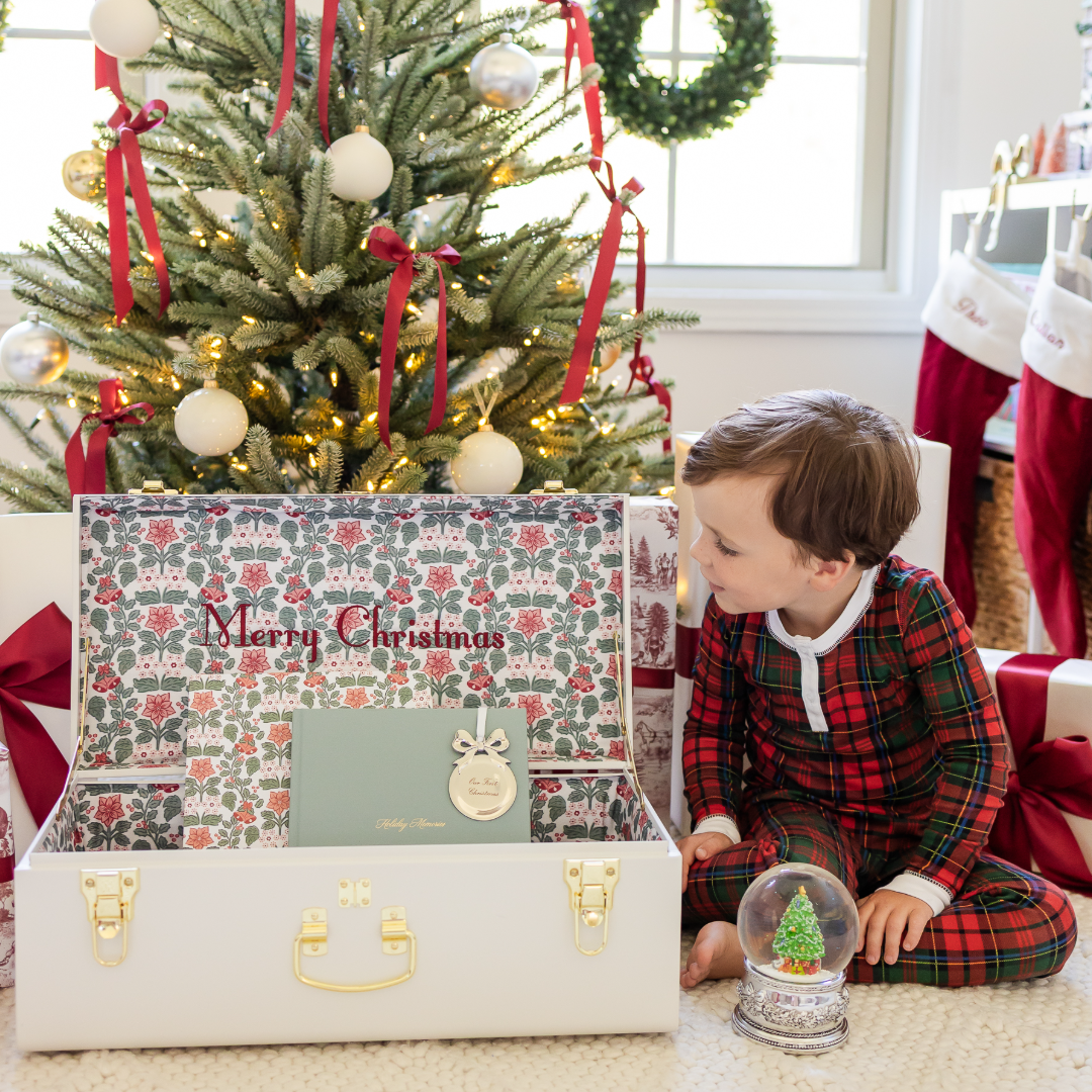 2026 Petite Holiday Trunk