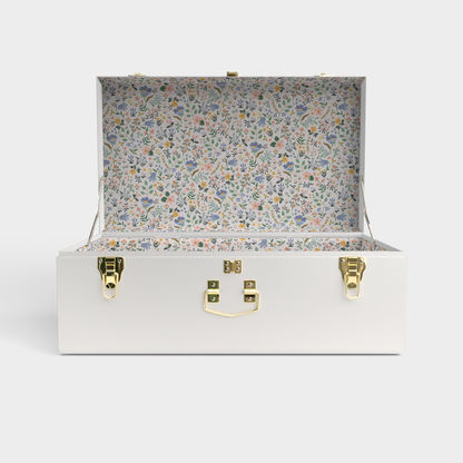 Rifle Paper Co. Grand Trunk in Laurel Menorah