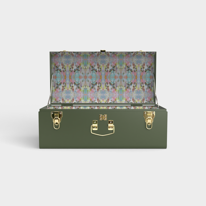 Laura Park x Petite Keep Petite Trunk