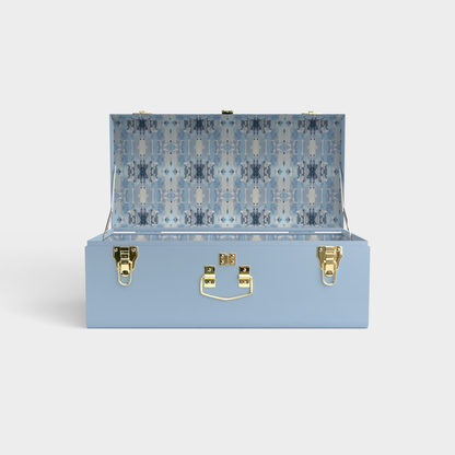 Laura Park x Petite Keep Petite Trunk