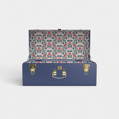 2026 Petite Holiday Trunk